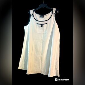 WHITE KNIT SWING DRESS. NWT